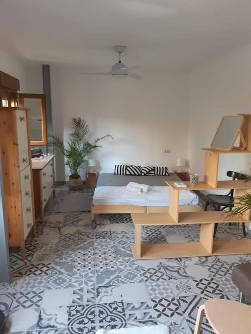 Precioso Apartamento Con A/A En Ruzafa Con Terracita Privada Y Acceso A Un Jardin, Para 2-3 Personas Валенсия Экстерьер фото